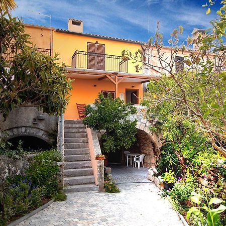Holiday Home Kuca Na Moru Kornić 외부 사진
