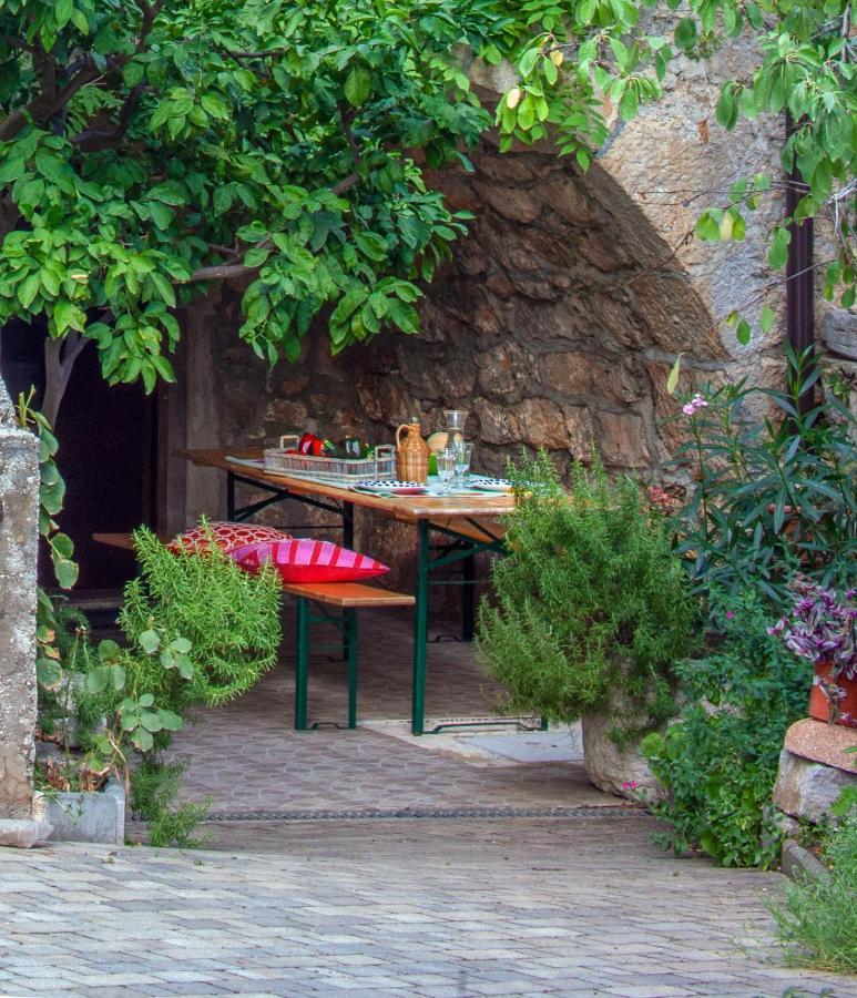 Holiday Home Kuca Na Moru Kornić 외부 사진